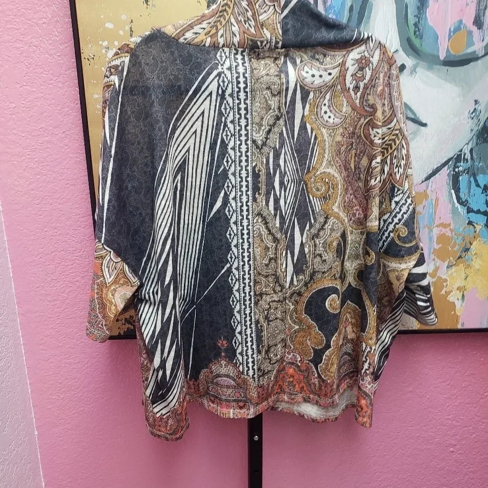 Chico's Poncho Cape Style Top Size 1 - Picture 3 of 3